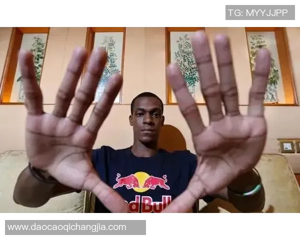 足球球星手绳：象征荣耀与激情的独特饰品，见证运动精神与个人魅力的完美结合